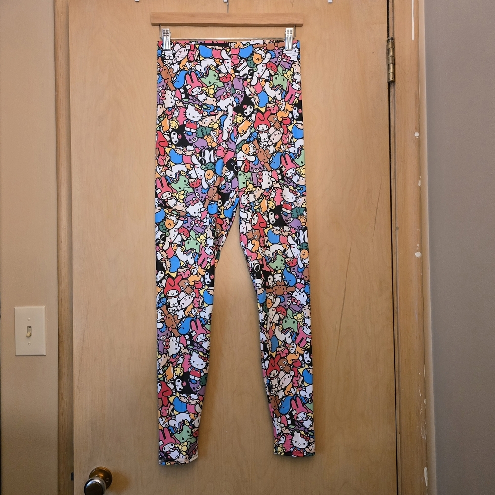 Blackmilk Sanrio All Stars HWMF Leggings Size M NWOT Hello Kitty & Gudetama